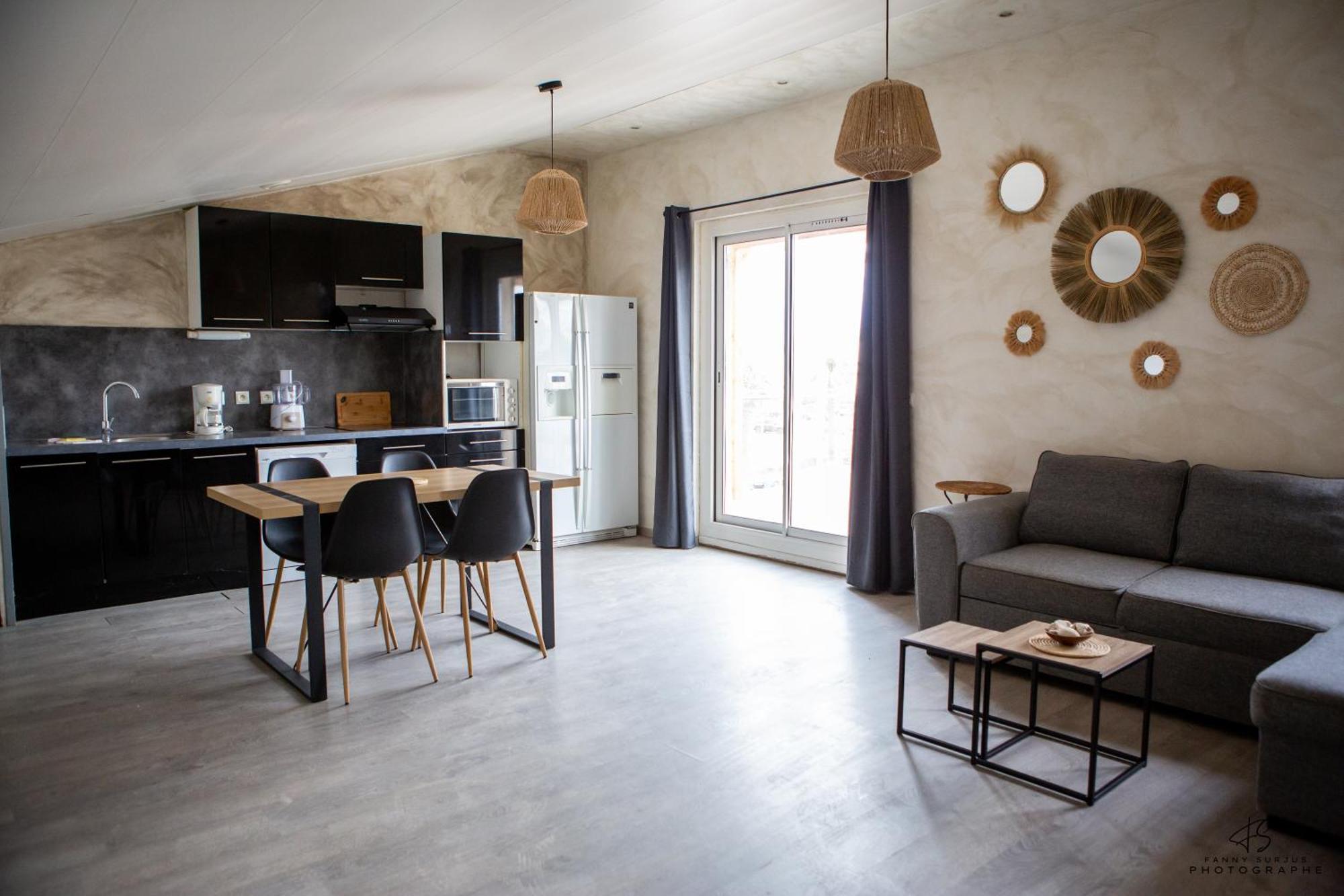 Le Bel Vu - Sea View Apartment เลอบาร์กาแรส ภายนอก รูปภาพ