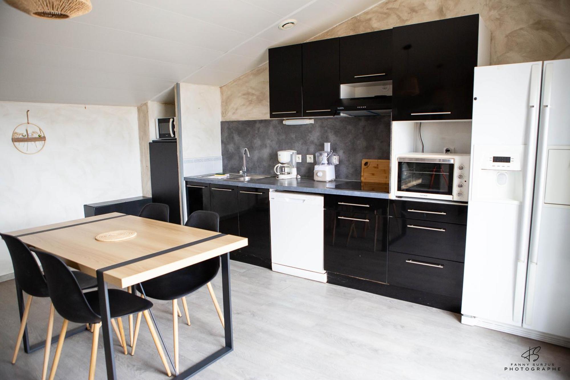 Le Bel Vu - Sea View Apartment เลอบาร์กาแรส ภายนอก รูปภาพ